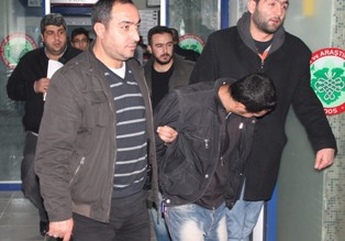 Laptop hırsızı 10 dakika sonra yakalandı