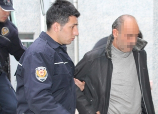 İmamlığını kullanarak dolandırmış