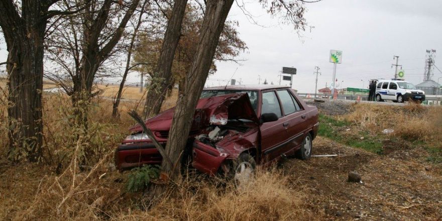 Kulu’da iki otomobil çarpıştı: 2 yaralı