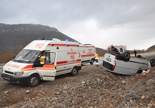 Konya'da otomobil devrildi: 4 yaralı