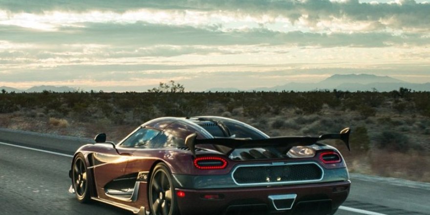 Bugatti Veyron'un hız rekoru kırıldı