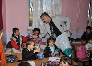 Başkan Kalaycı'dan öğrencilere yarıyıl sürprizi