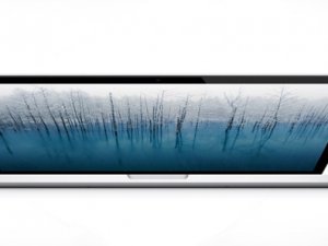 Apple, MacBook Pro'nun fiyatını düşürdü