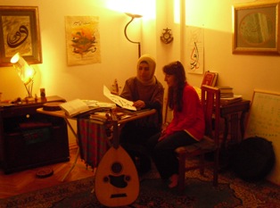 Su ve musikiyle tedavi uyguluyorlar