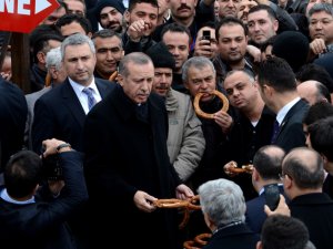 Erdoğan'dan simitçiye 100 TL bahşiş