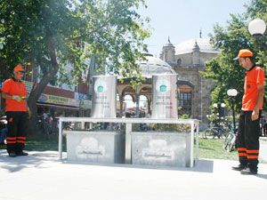Çöp konteynerleri yer altına alındı