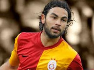 İnan'ın Sneijder tweeti taraftarı kızdırdı