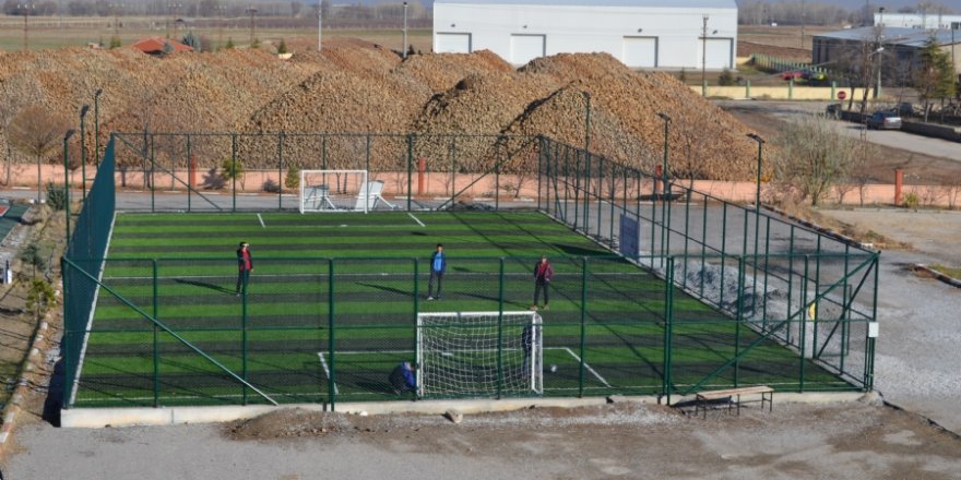 Sarayönü Belediyesi'nden 9 mahalleye spor tesisi