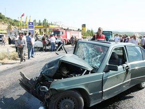 Zincirleme kaza: 3’ü ağır 8 yaralı