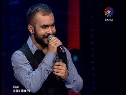O Ses Türkiye'de zafer Mustafa Bozkurt'un
