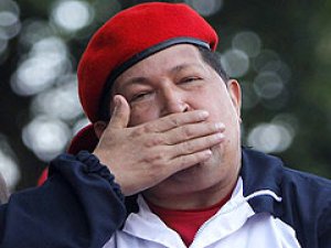 Halk, Chavez'in dönüşünü coşkuyla kutladı