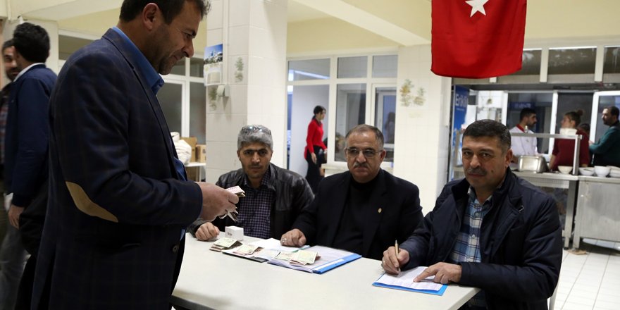 Esnafın "altın günü" dayanışmayı artırıyor