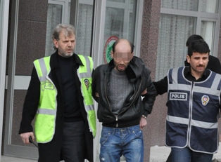 Sevgilisine hediye alamayınca hırsızlık yaptı