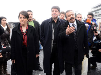 Öcalan'a giden hediye paketinde ne var?