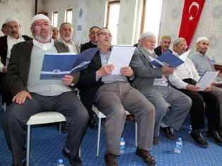 İkinci baharlarını ilahi tadında yaşıyorlar