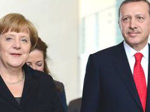 Merkel'in Türkiye gündemi yoğun