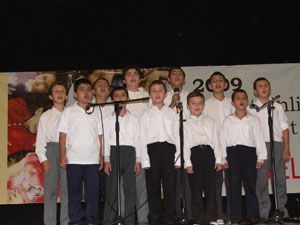 İlim Yayma’da okulu mezuniyet sevinci