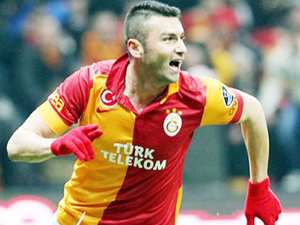 Dünya devini peşine taktı!