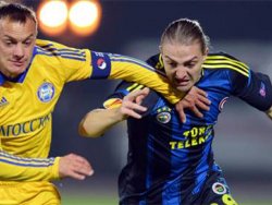 Fenerbahçe'ye UEFA'dan tarihi ceza