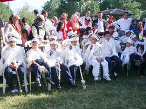 Hasat şenliği yerine sünnet şöleni