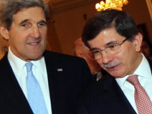 Kerry ve Davutoğlu görüştü!