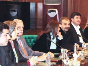 İşte Kandil'in Öcalan'ın mektubuna yanıdı