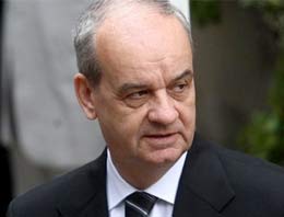 İlker Başbuğ'dan isyan üstüne isyan