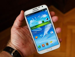 Galaxy Note II için mavi renk seçeneği ortaya çıktı