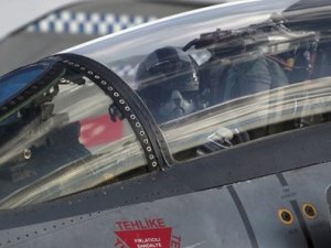 TSK'dan istifa eden 100 pilot özele geçti