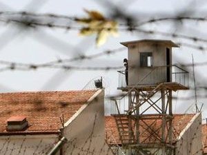 "İzmir Canavarı" ve arkadaşı tutuklandı