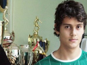 Türk genci Enes'e Chelsea kancası