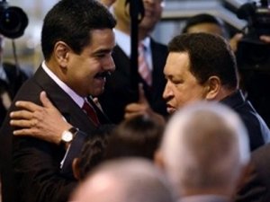 Chavez'in başkanlık koltuğu ona emanet