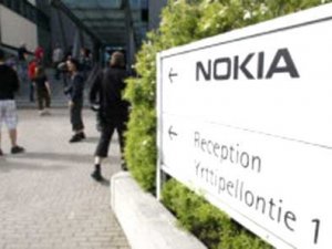 Nokia patent savaşında Apple'ın safına geçti