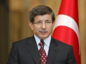 Ahmet Davutoğlu: Çok ızdırap çekiyorum