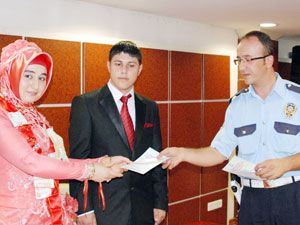 Nikah töreninde gelin ve damada konvoy uyarısı