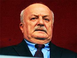 Sadri Şener'den takıma ultimatom