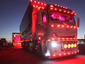 Yollar gidişine görenler duruşuna hasta