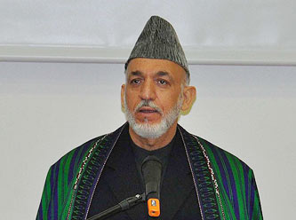 Karzai: Taliban ABD'ye çalışıyor