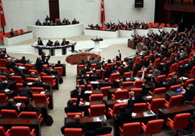 Meclis Öcalan kavgasıyla sallandı