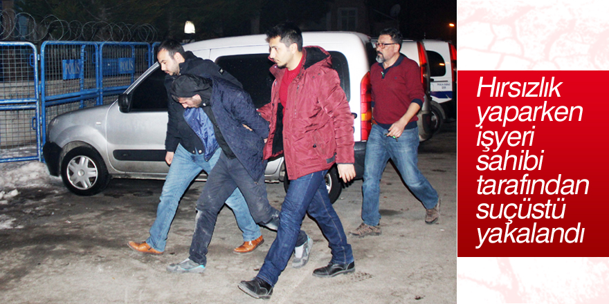 Hırsızlıktan aranırken suçüstü yakalandı