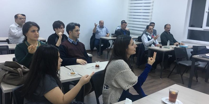Seydişehir'de işaret dili kursu açıldı