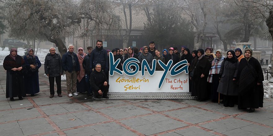 Esenlerliler Mevlana diyarı Konya’yı geziyor