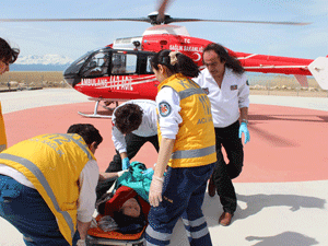 Ayaklarını gübre makinesine kaptırdı