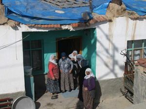 Altı aylık bebek yanarak öldü