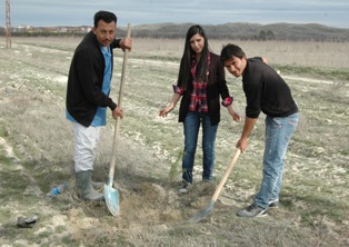 Karapınar'da 600 fidan toprakla buluştu