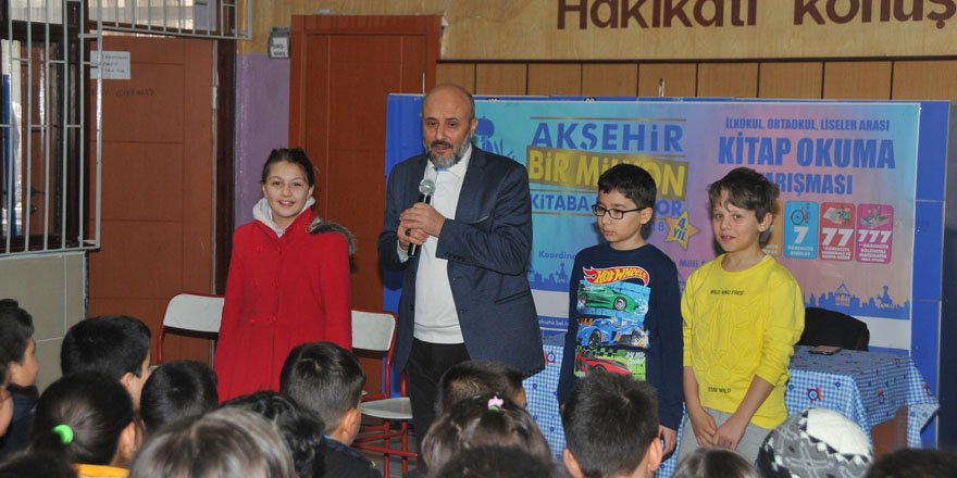 Yazar Çetin, öğrencilere başarının anahtarını anlattı