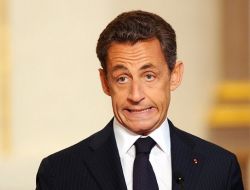 Sarkozy'e soruşturma şoku!