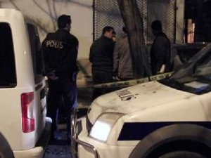 Doğurduğu bebeği altıncı kattan attı