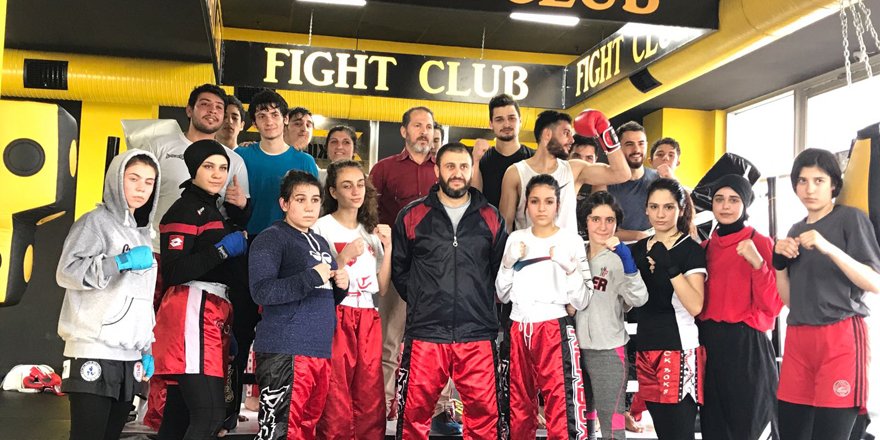 Kick Boks Türkiye Şampiyonasında Selçuk Üniversitesi Mücadele Edecek