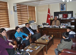 Çocuk parkı yaptırmak için imza topladılar